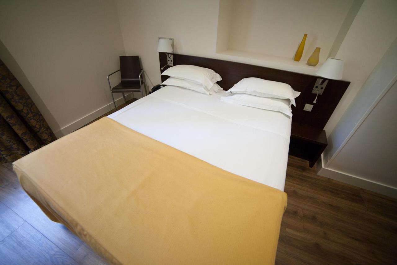 Hotel La Beauze Обюссон Экстерьер фото